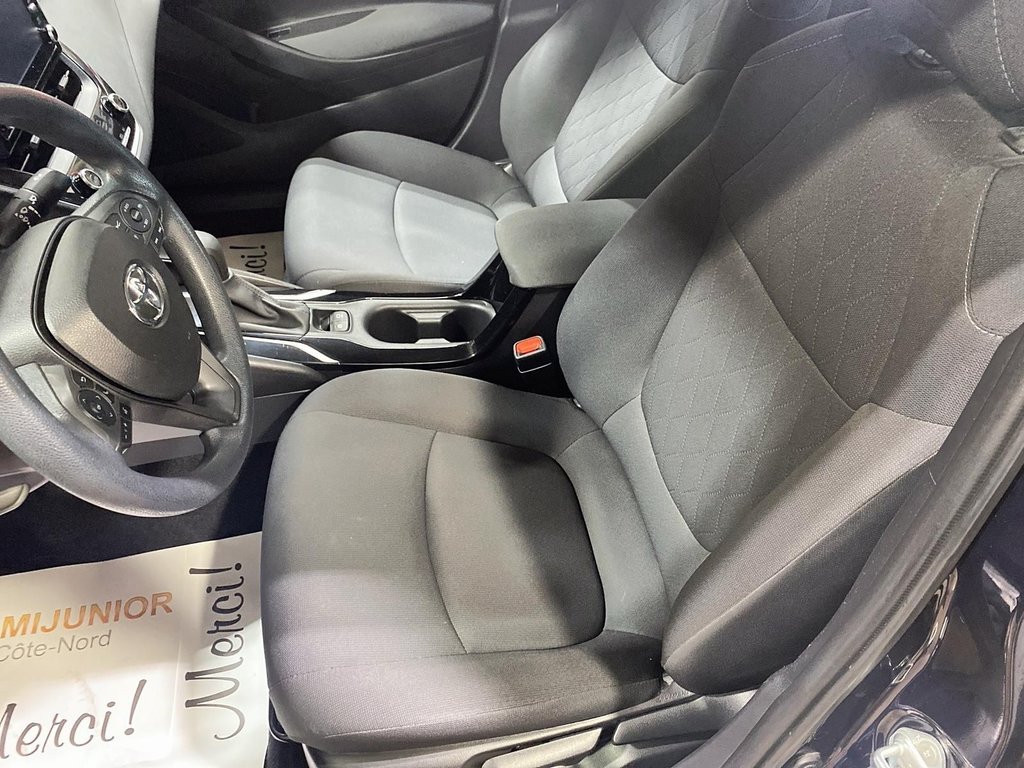 2020 Toyota Corolla in Jonquière, Quebec - 10 - w1024h768px