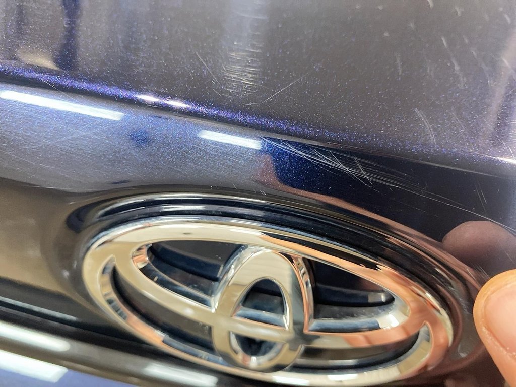 2020 Toyota Corolla in Jonquière, Quebec - 28 - w1024h768px