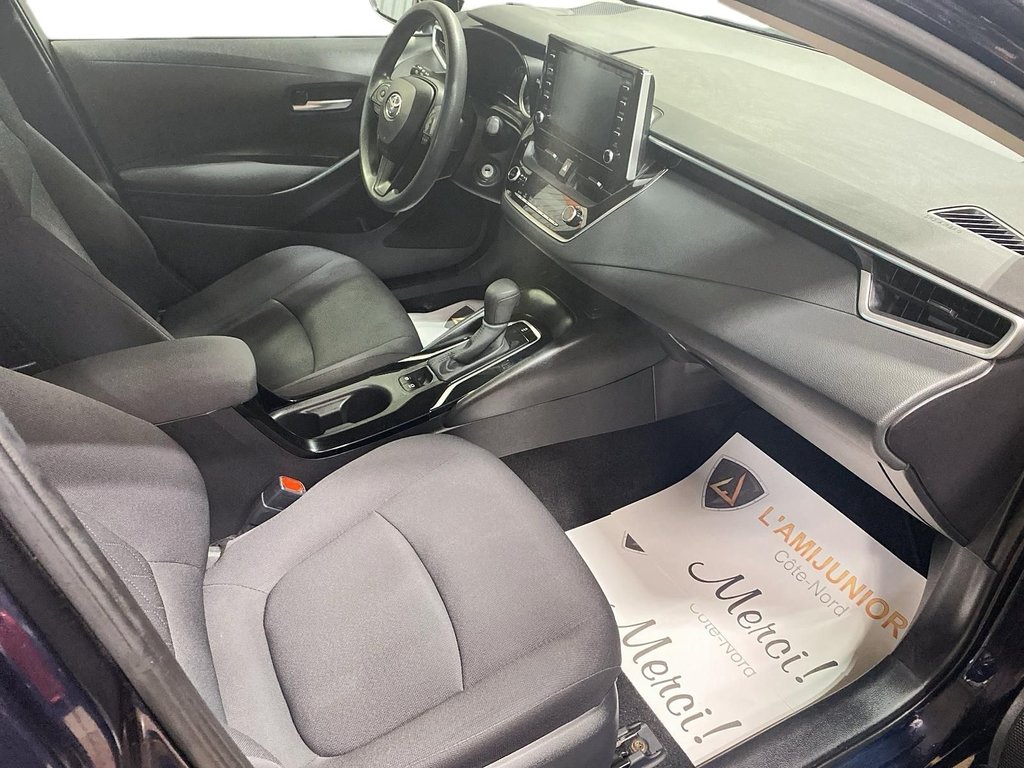 2020 Toyota Corolla in Jonquière, Quebec - 24 - w1024h768px