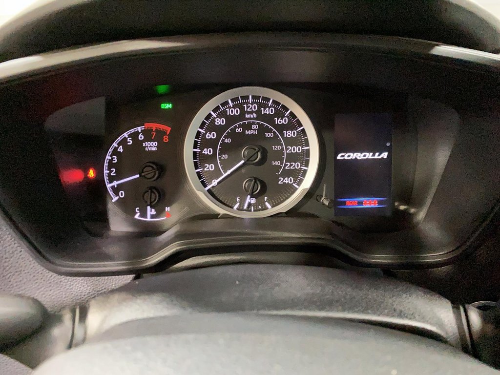2020 Toyota Corolla in Baie-Comeau, Quebec - 11 - w1024h768px