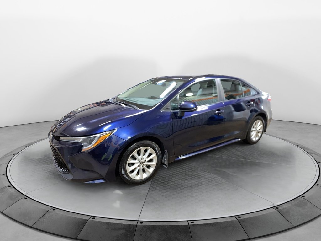 2020 Toyota Corolla in Baie-Comeau, Quebec - 4 - w1024h768px