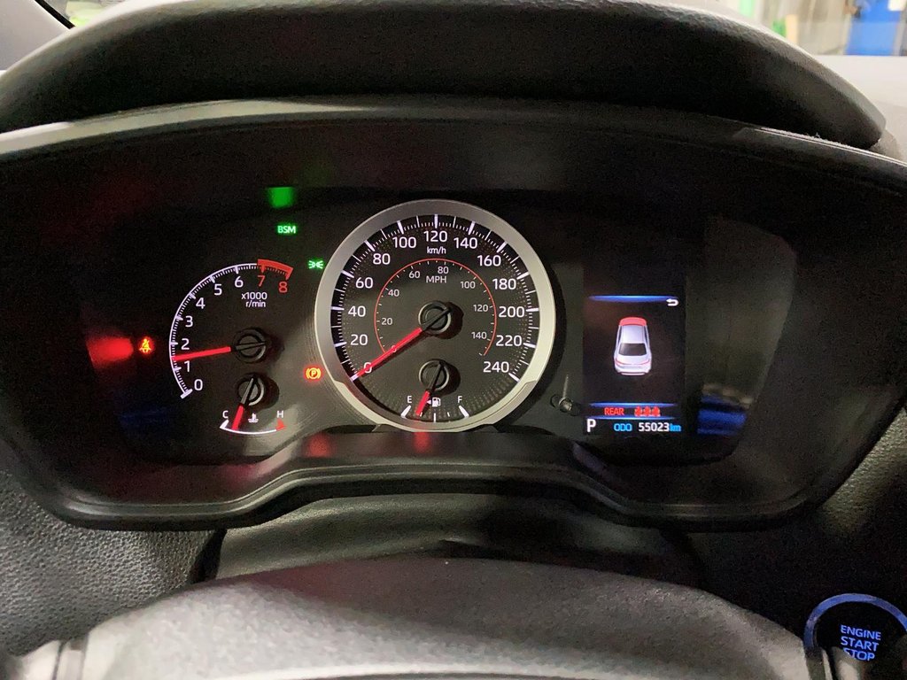 2020 Toyota Corolla in Sept-Îles, Quebec - 16 - w1024h768px