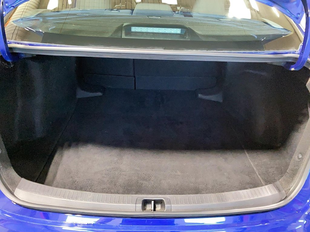 Toyota Corolla se 2020 à Jonquière, Québec - 6 - w1024h768px