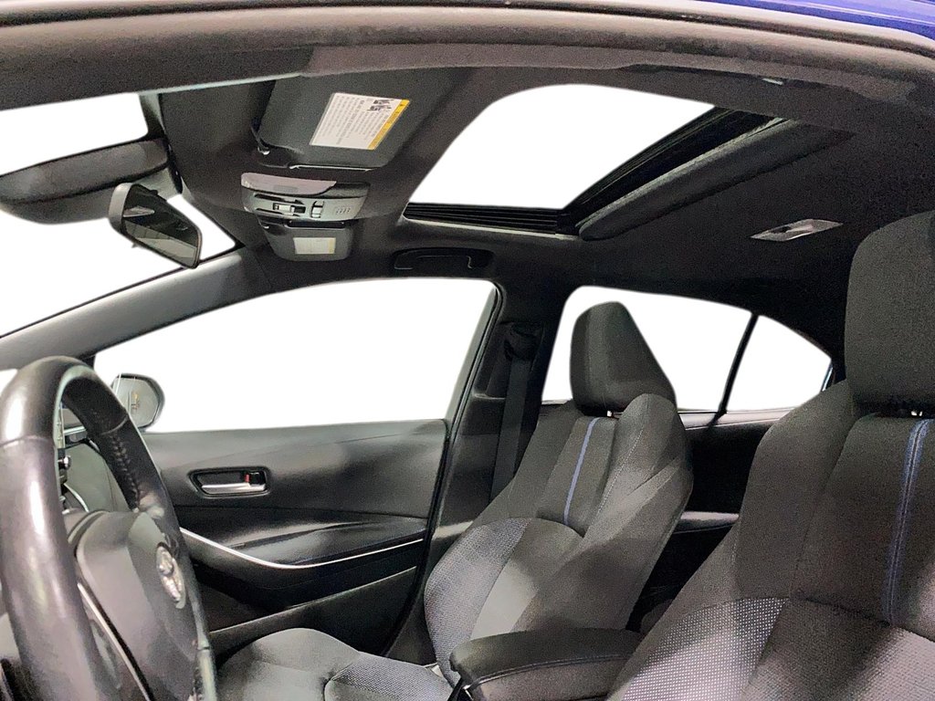 2021 Toyota Corolla in Baie-Comeau, Quebec - 10 - w1024h768px