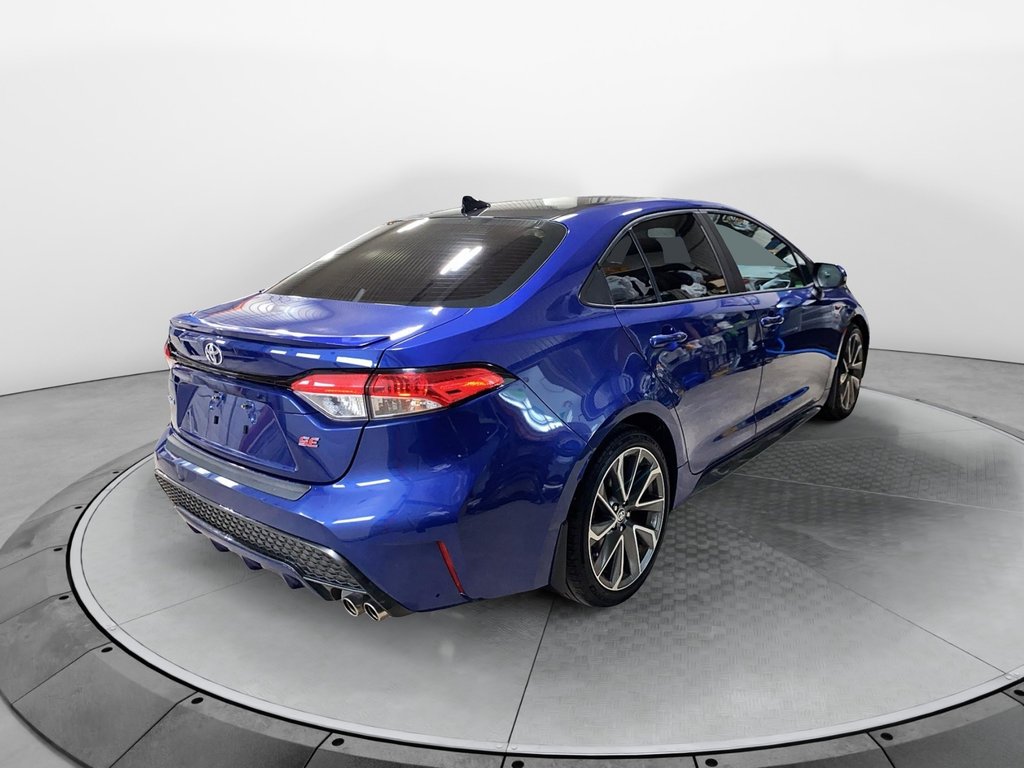 2021 Toyota Corolla in Baie-Comeau, Quebec - 4 - w1024h768px