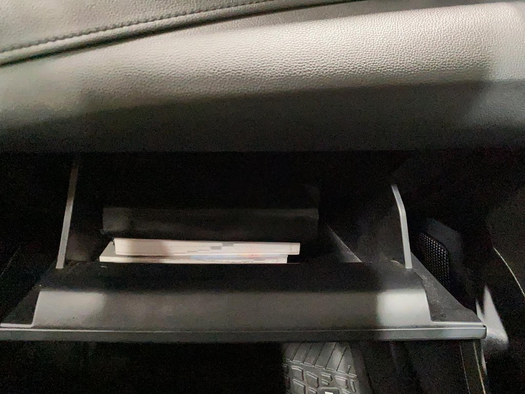 2021 Toyota Corolla in Baie-Comeau, Quebec - 16 - w1024h768px