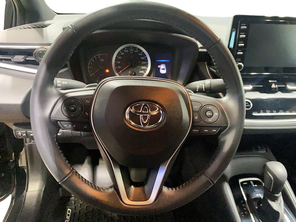 2021 Toyota Corolla SE in Chicoutimi, Quebec - 14 - w1024h768px