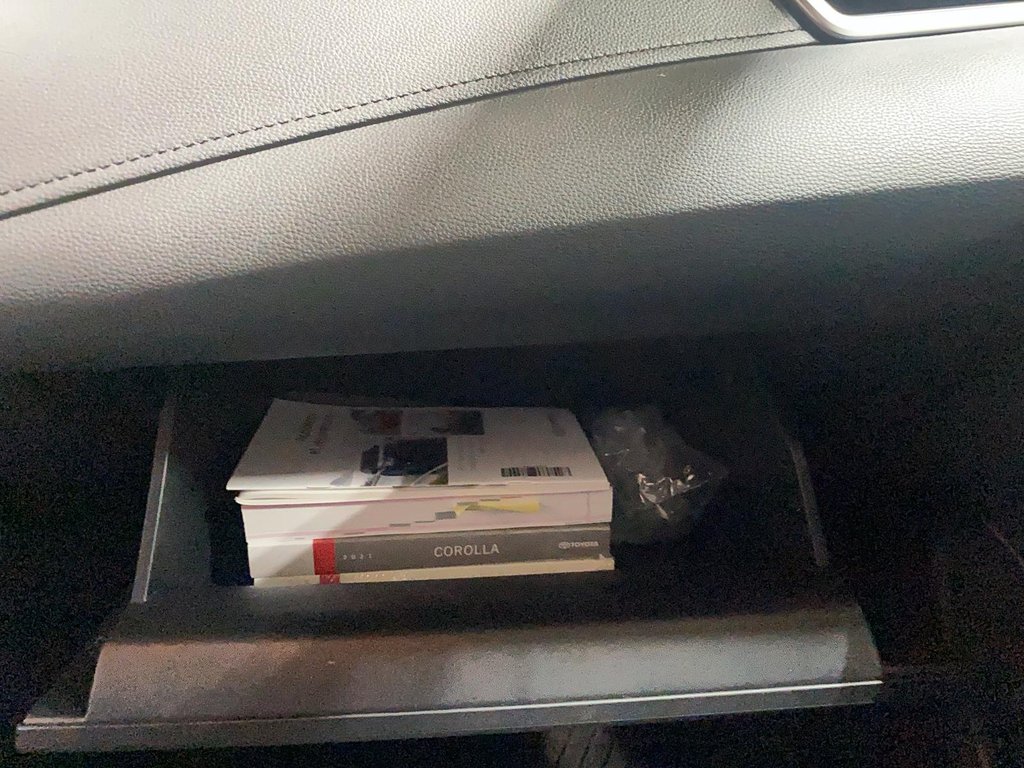 2021 Toyota Corolla SE in Chicoutimi, Quebec - 16 - w1024h768px