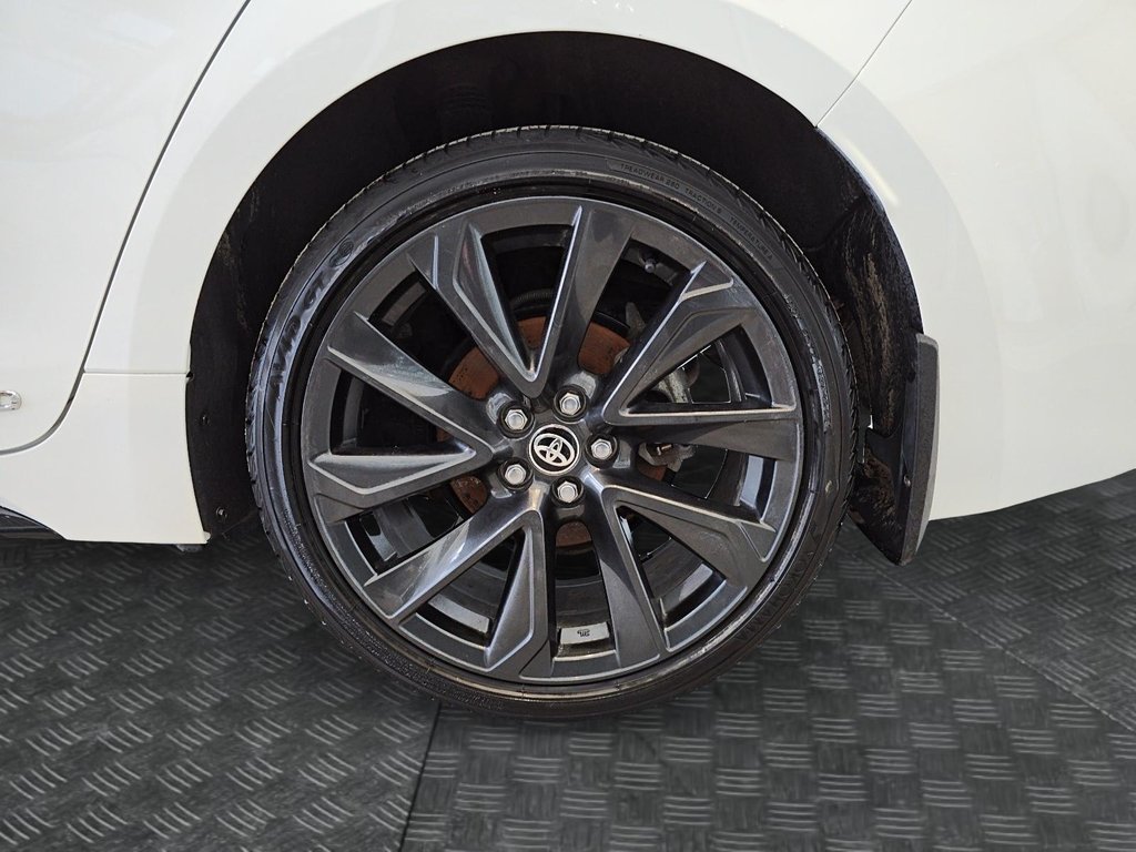 2024 Toyota Corolla in Baie-Comeau, Quebec - 6 - w1024h768px