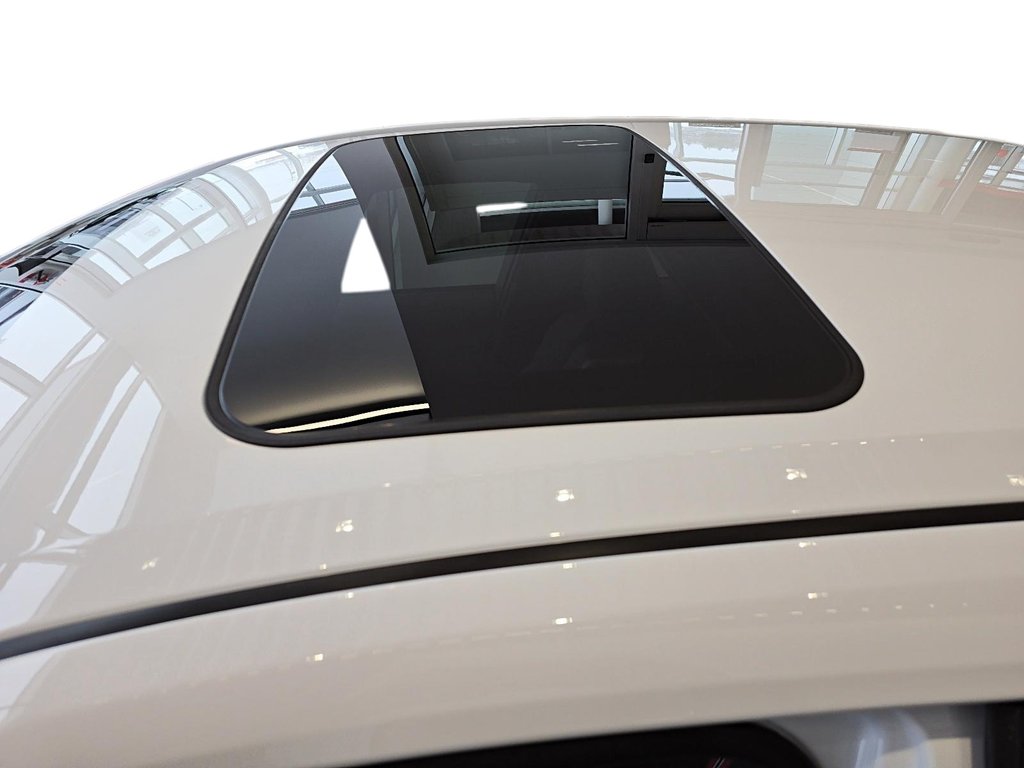 2024 Toyota Corolla in Baie-Comeau, Quebec - 15 - w1024h768px