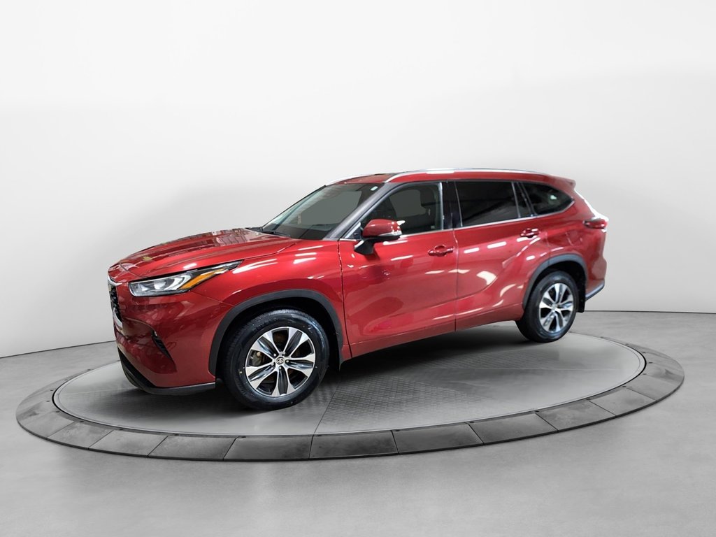 2020 Toyota Highlander in Jonquière, Quebec - 5 - w1024h768px