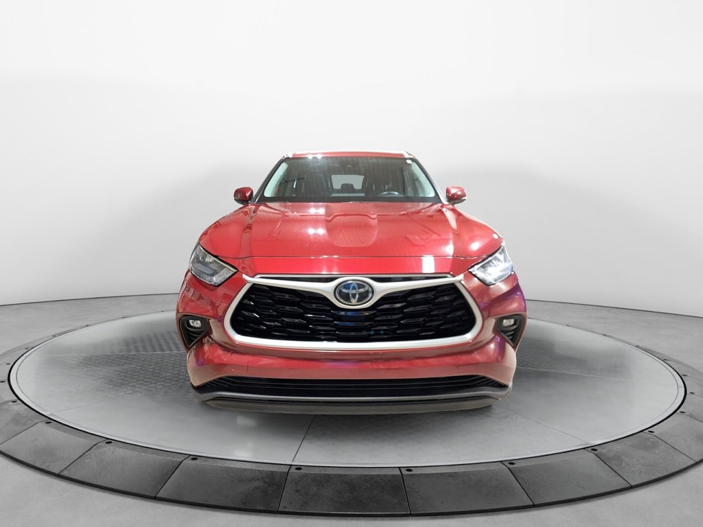 2020 Toyota Highlander in Jonquière, Quebec - 2 - w1024h768px