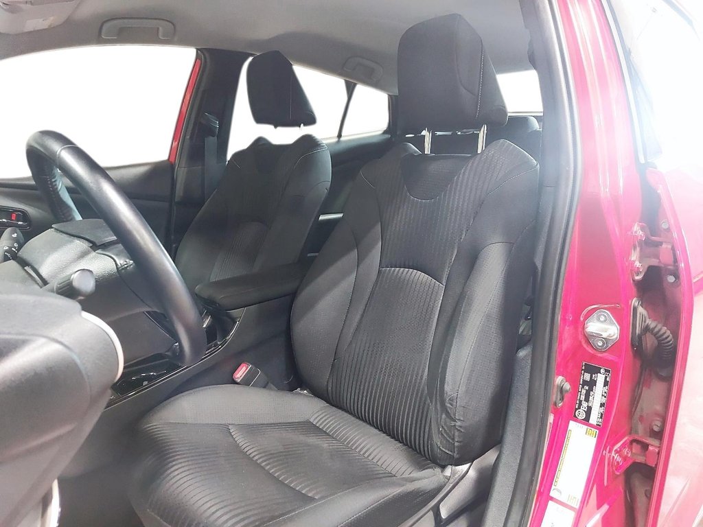 2020 Toyota Prius Prime in Jonquière, Quebec - 9 - w1024h768px