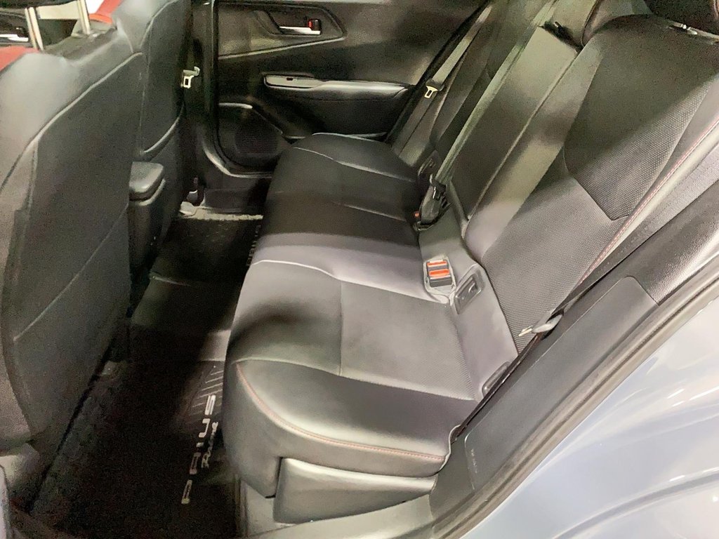 Toyota Prius Prime  2024 à Chicoutimi, Québec - 6 - w1024h768px