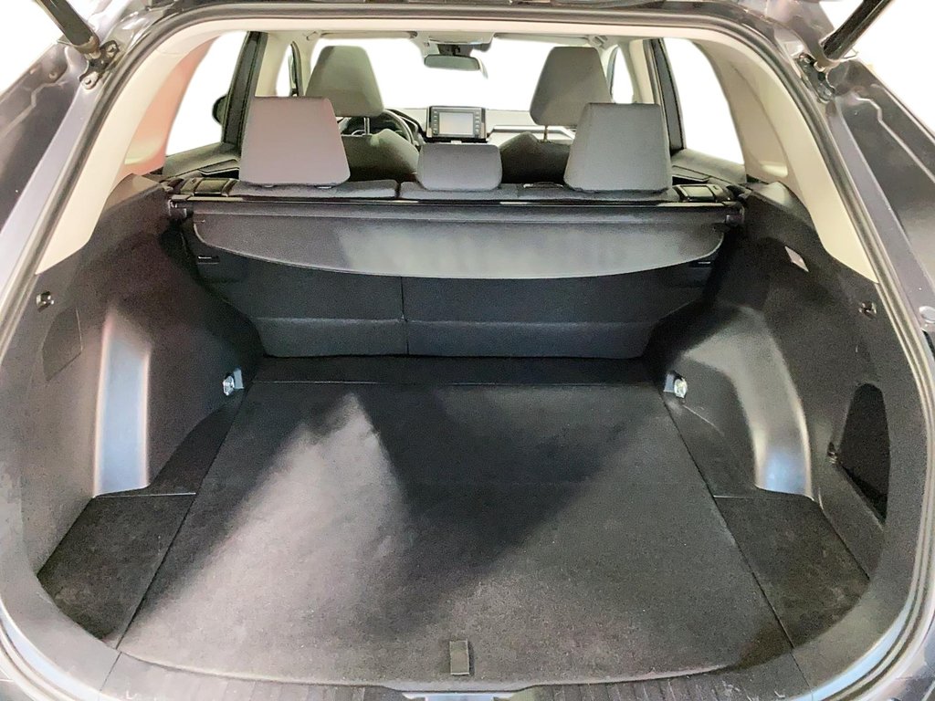 2019 Toyota RAV4 in Baie-Comeau, Quebec - 6 - w1024h768px