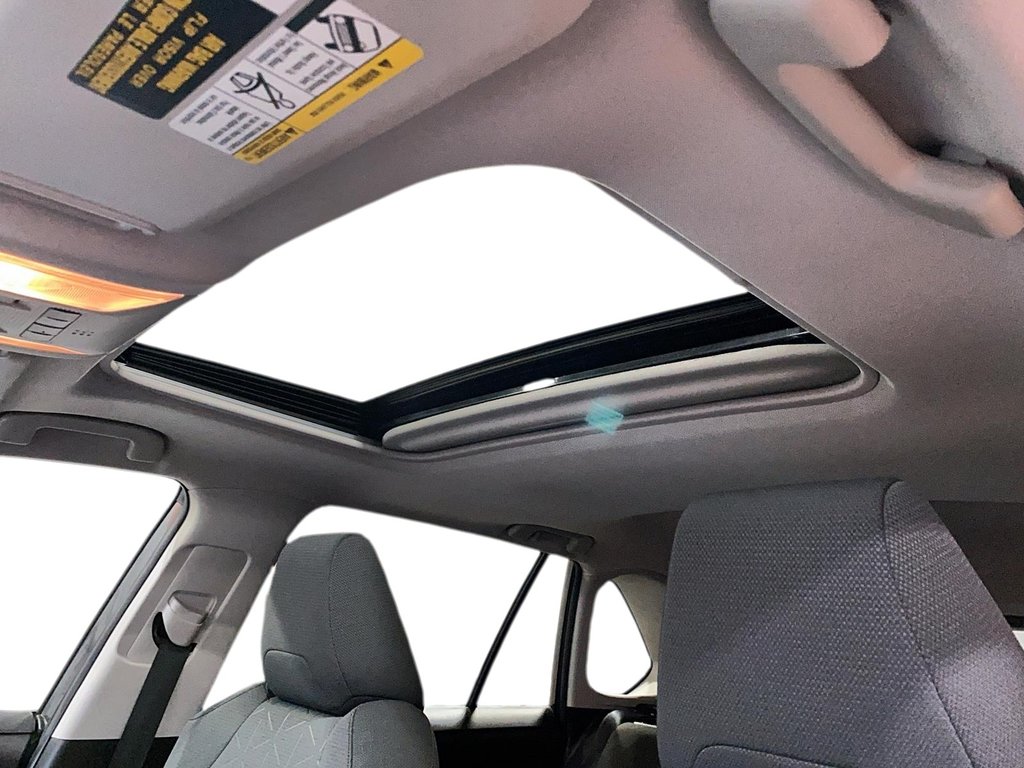 Toyota RAV4  2020 à Jonquière, Québec - 14 - w1024h768px