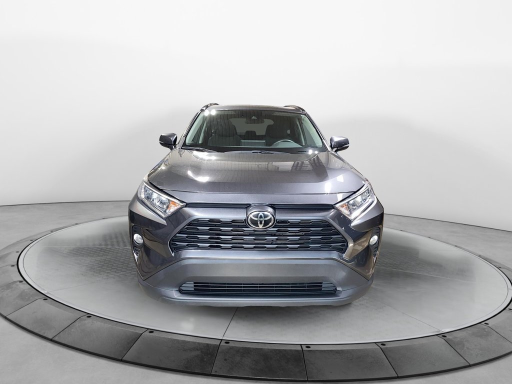 Toyota RAV4  2020 à Jonquière, Québec - 2 - w1024h768px