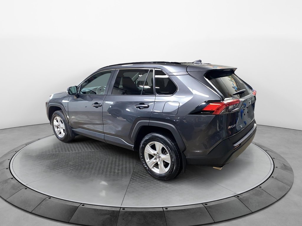Toyota RAV4  2020 à Jonquière, Québec - 4 - w1024h768px