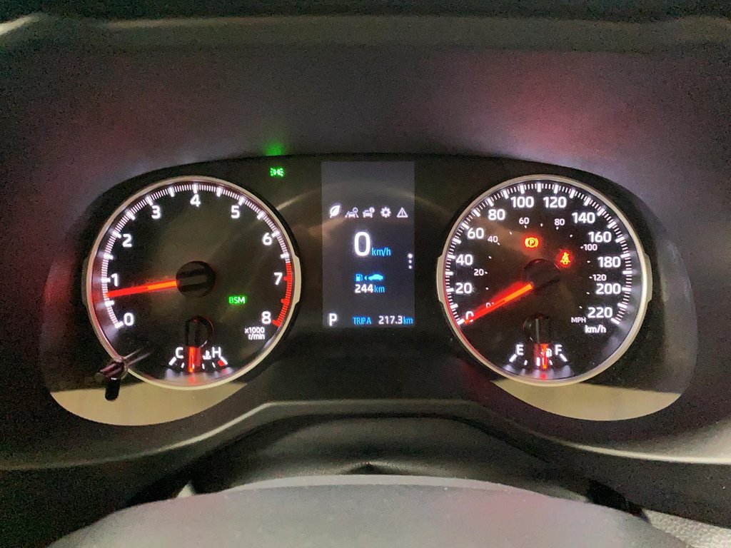 Toyota RAV4  2020 à Jonquière, Québec - 17 - w1024h768px