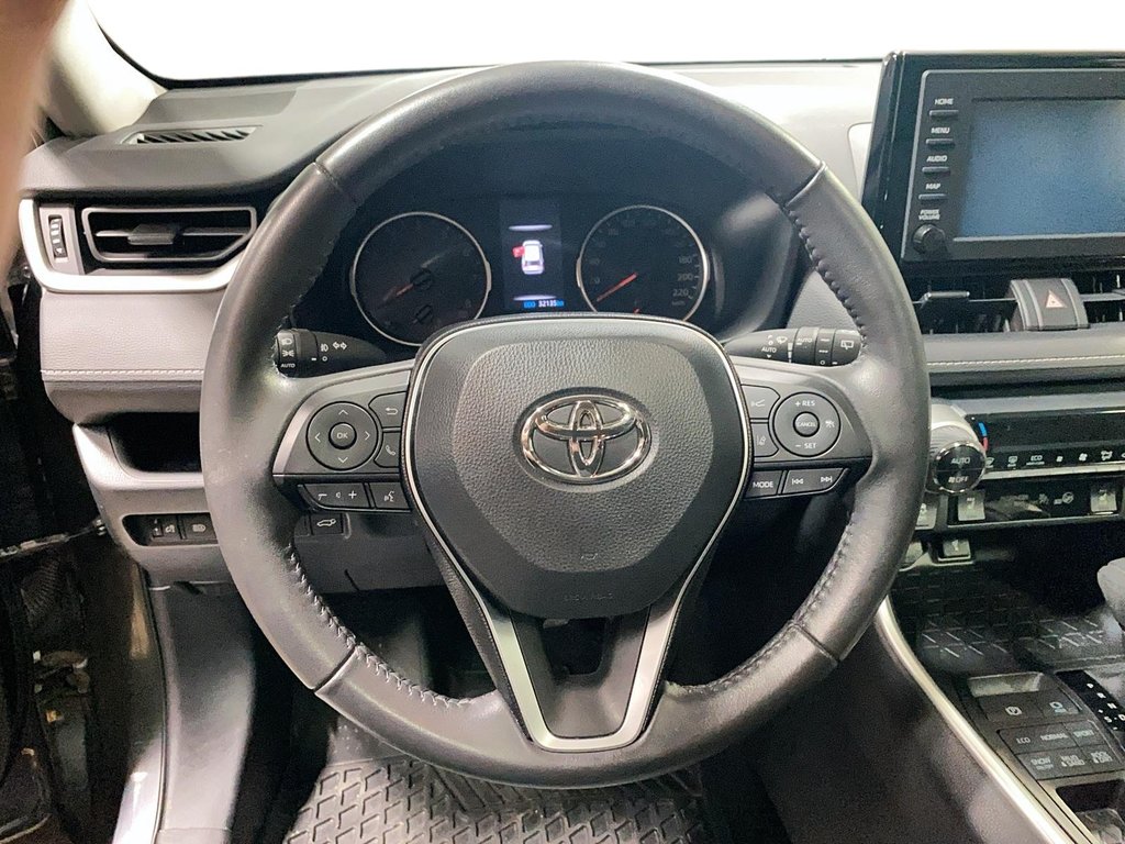 Toyota RAV4  2020 à Jonquière, Québec - 13 - w1024h768px