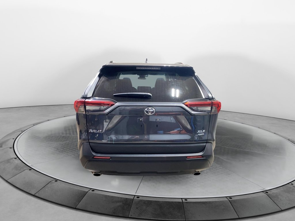 Toyota RAV4  2020 à Jonquière, Québec - 3 - w1024h768px