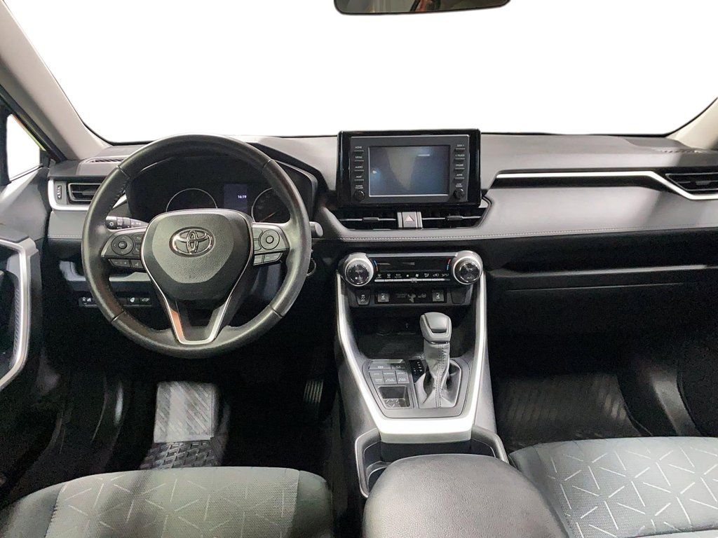 2020 Toyota RAV4 in Jonquière, Quebec - 9 - w1024h768px