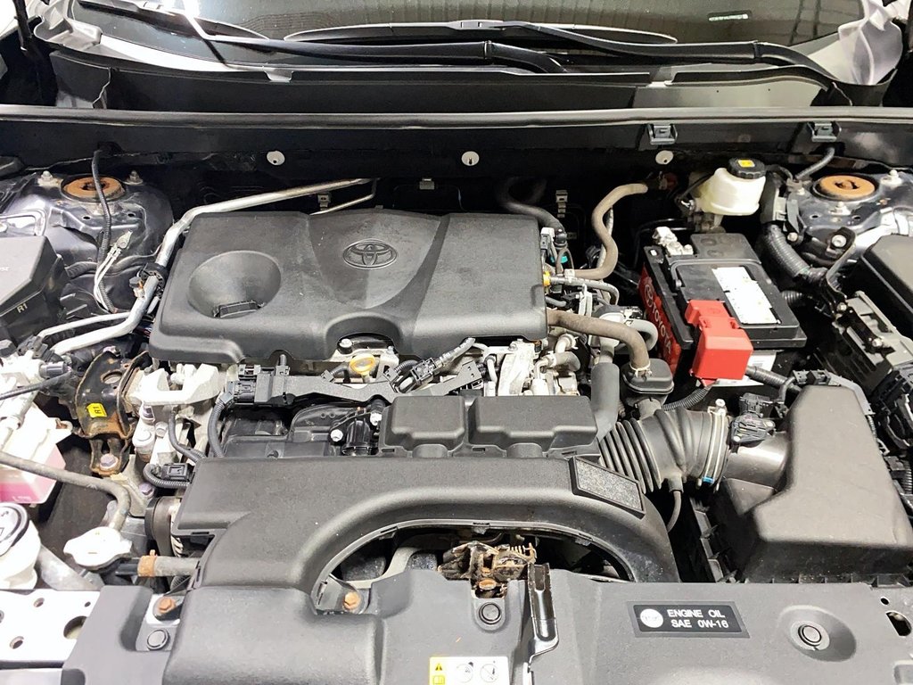 2020 Toyota RAV4 in Jonquière, Quebec - 7 - w1024h768px