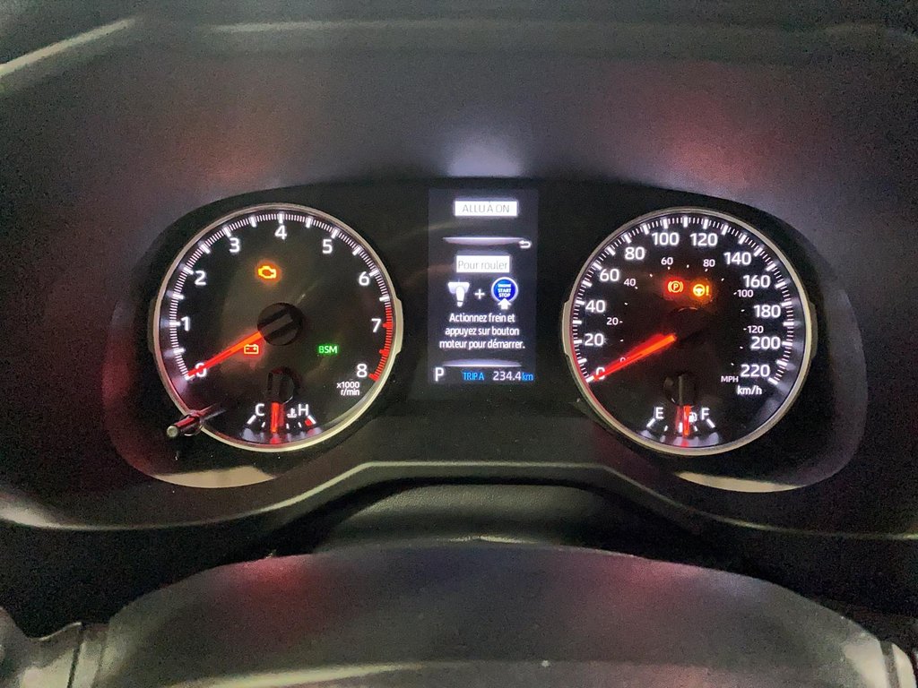 2020 Toyota RAV4 in Jonquière, Quebec - 15 - w1024h768px