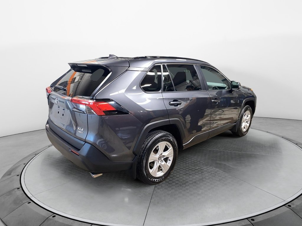 2020 Toyota RAV4 in Jonquière, Quebec - 4 - w1024h768px