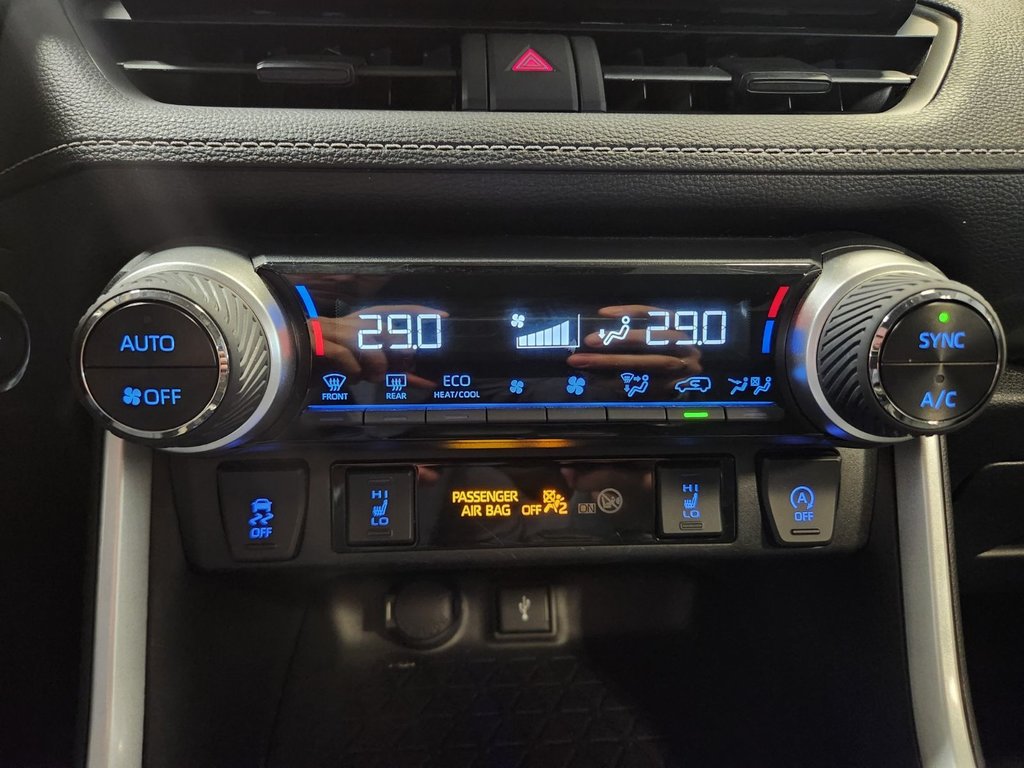 Toyota RAV4  2021 à Baie-Comeau, Québec - 24 - w1024h768px