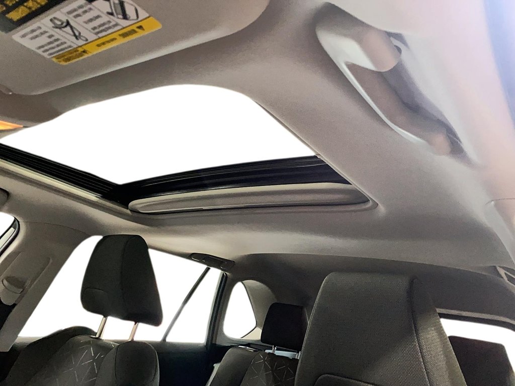 2021 Toyota RAV4 in Baie-Comeau, Quebec - 14 - w1024h768px