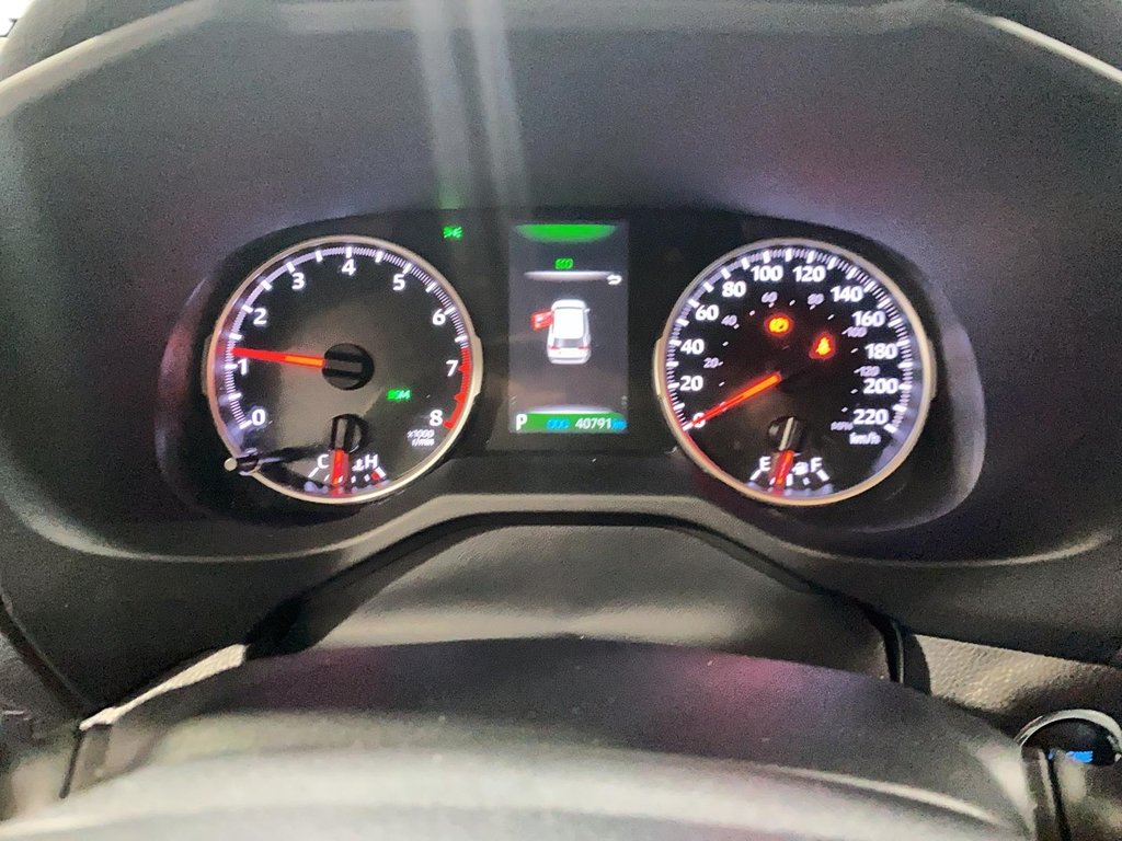 2021 Toyota RAV4 in Baie-Comeau, Quebec - 18 - w1024h768px