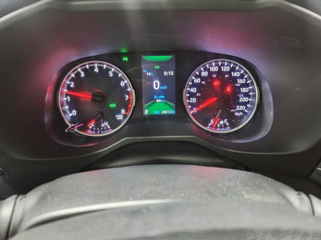 2021 Toyota RAV4 LE in Chicoutimi, Quebec - 18 - w1024h768px