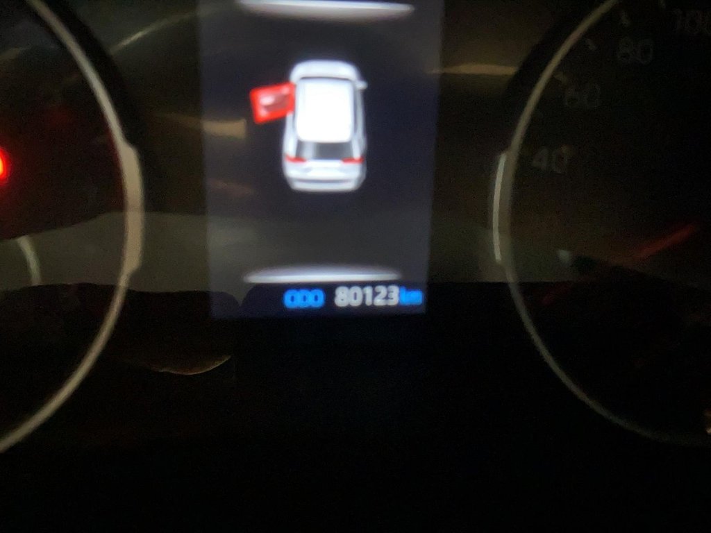 2021 Toyota RAV4 in Sept-Îles, Quebec - 13 - w1024h768px