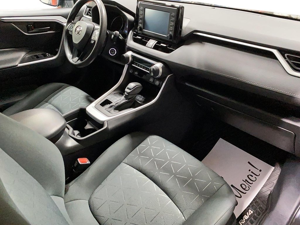 2021 Toyota RAV4 in Sept-Îles, Quebec - 21 - w1024h768px