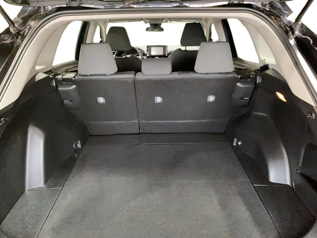 2021 Toyota RAV4 in Sept-Îles, Quebec - 6 - w1024h768px