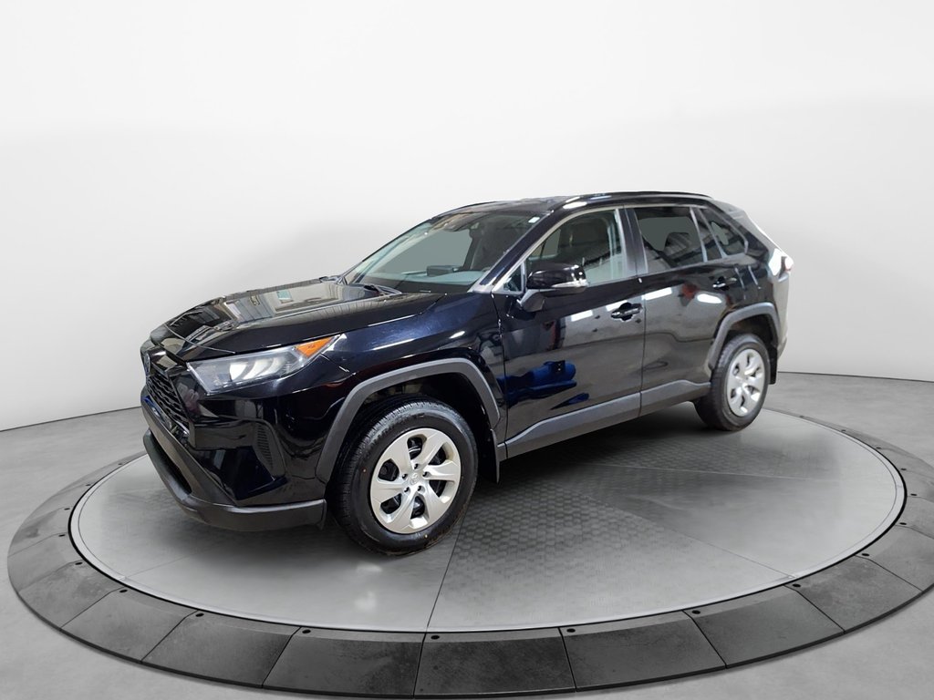 2021 Toyota RAV4 in Sept-Îles, Quebec - 5 - w1024h768px
