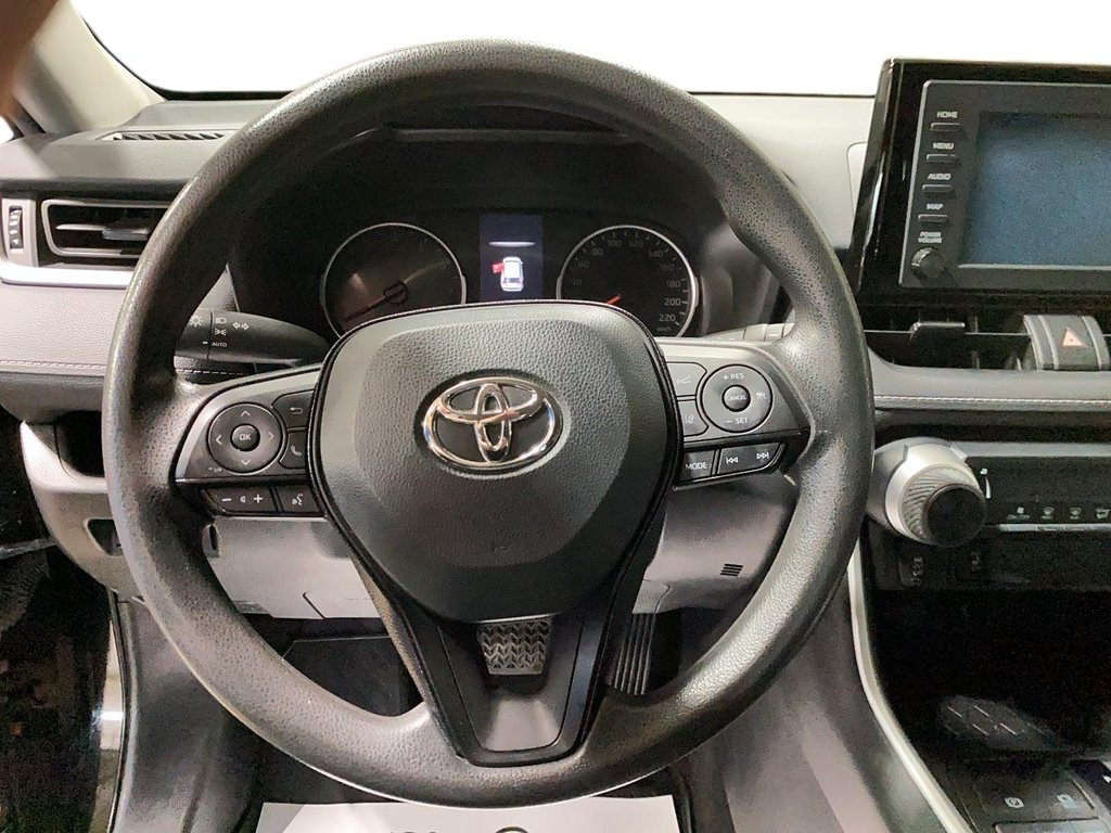 2021 Toyota RAV4 in Sept-Îles, Quebec - 14 - w1024h768px