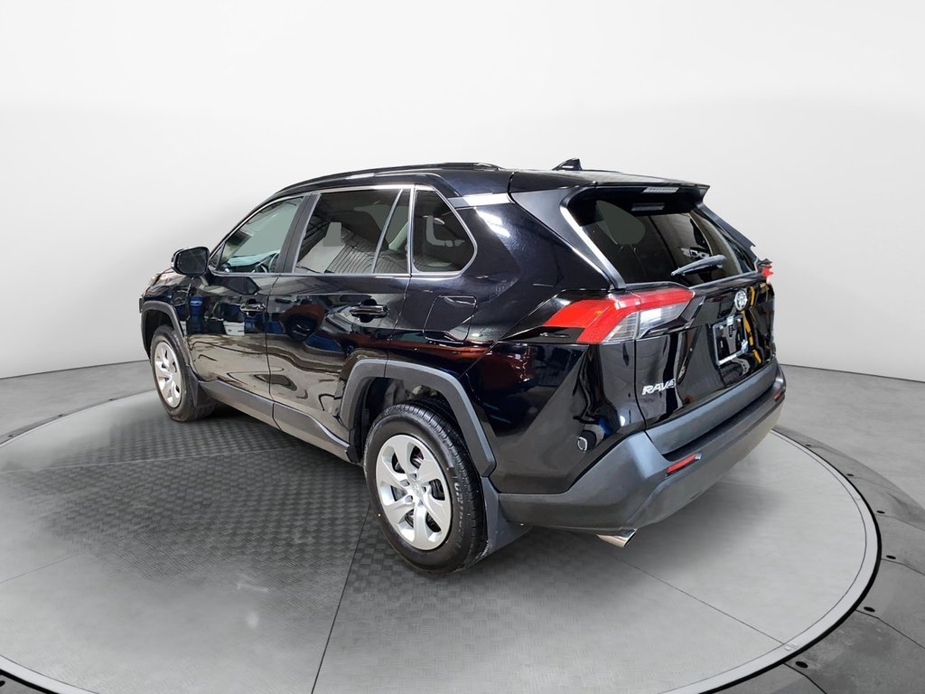 2021 Toyota RAV4 in Sept-Îles, Quebec - 4 - w1024h768px