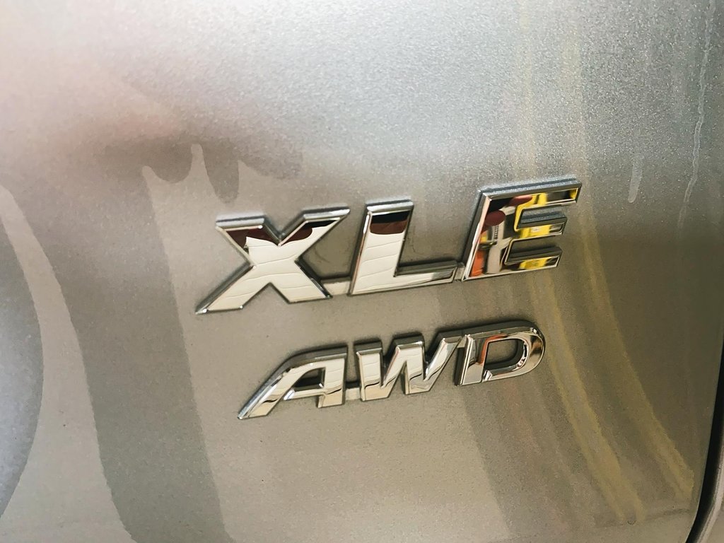 2022 Toyota RAV4 in Baie-Comeau, Quebec - 18 - w1024h768px