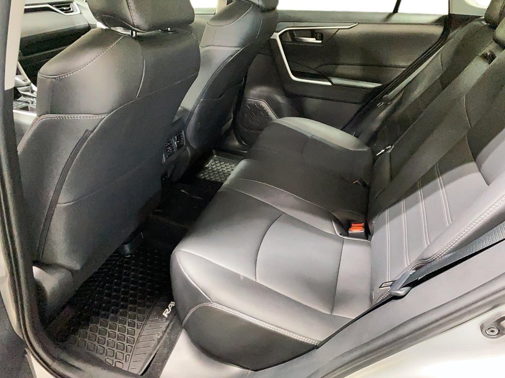 2022 Toyota RAV4 in Baie-Comeau, Quebec - 6 - w1024h768px