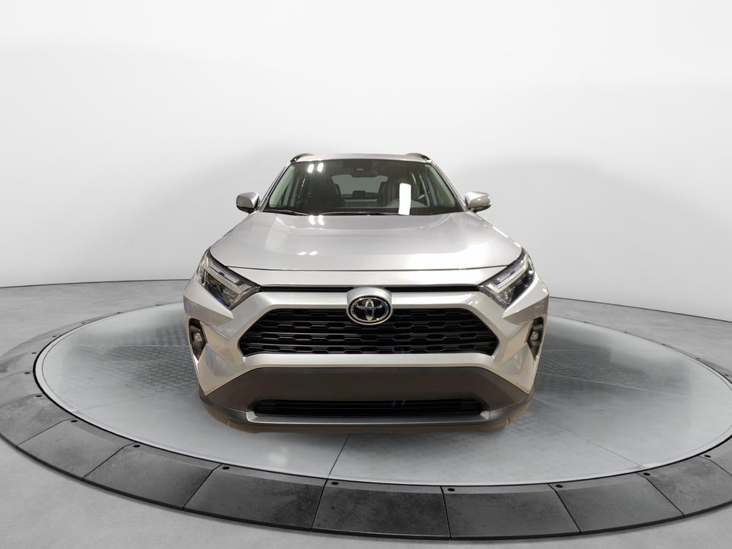 2022 Toyota RAV4 in Baie-Comeau, Quebec - 3 - w1024h768px