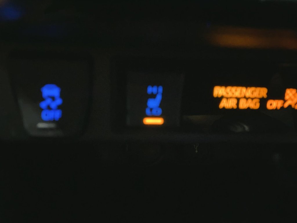 2022 Toyota RAV4 in Baie-Comeau, Quebec - 20 - w1024h768px