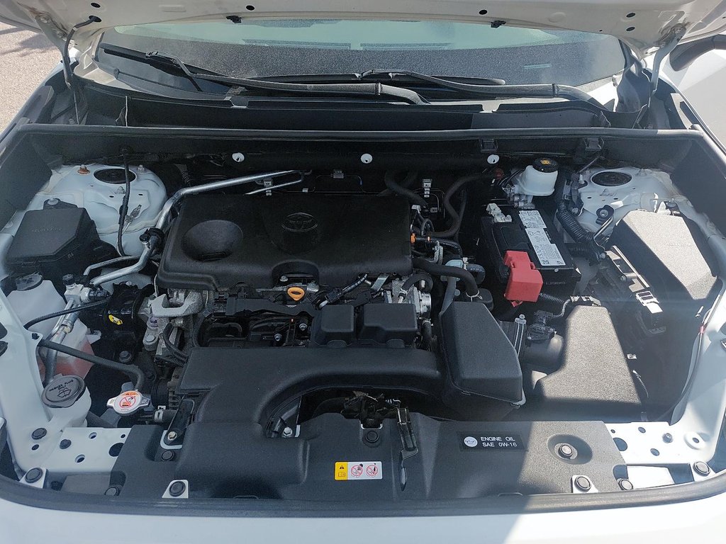Toyota RAV4  2022 à Baie-Comeau, Québec - 8 - w1024h768px
