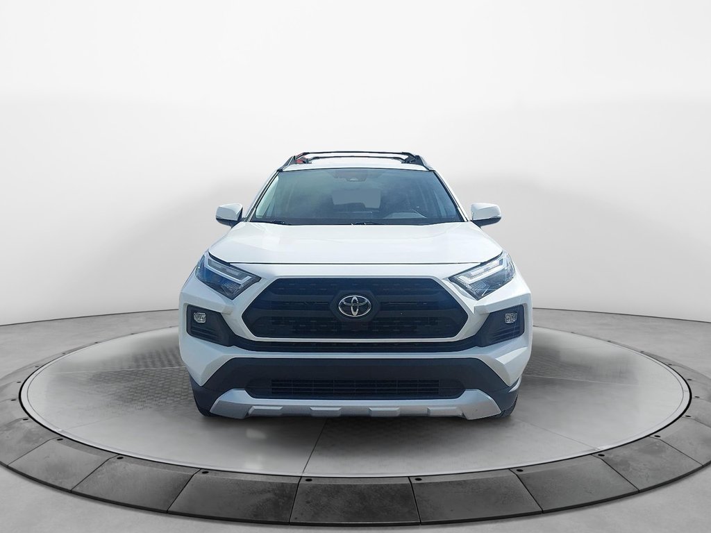 Toyota RAV4  2022 à Baie-Comeau, Québec - 2 - w1024h768px