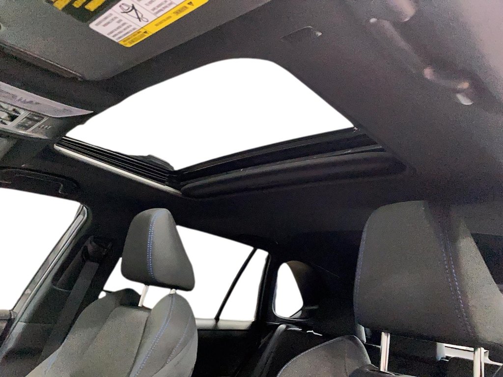 Toyota RAV4  2023 à Baie-Comeau, Québec - 12 - w1024h768px