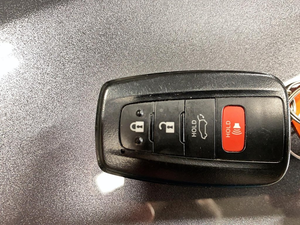 Toyota RAV4  2023 à Baie-Comeau, Québec - 25 - w1024h768px