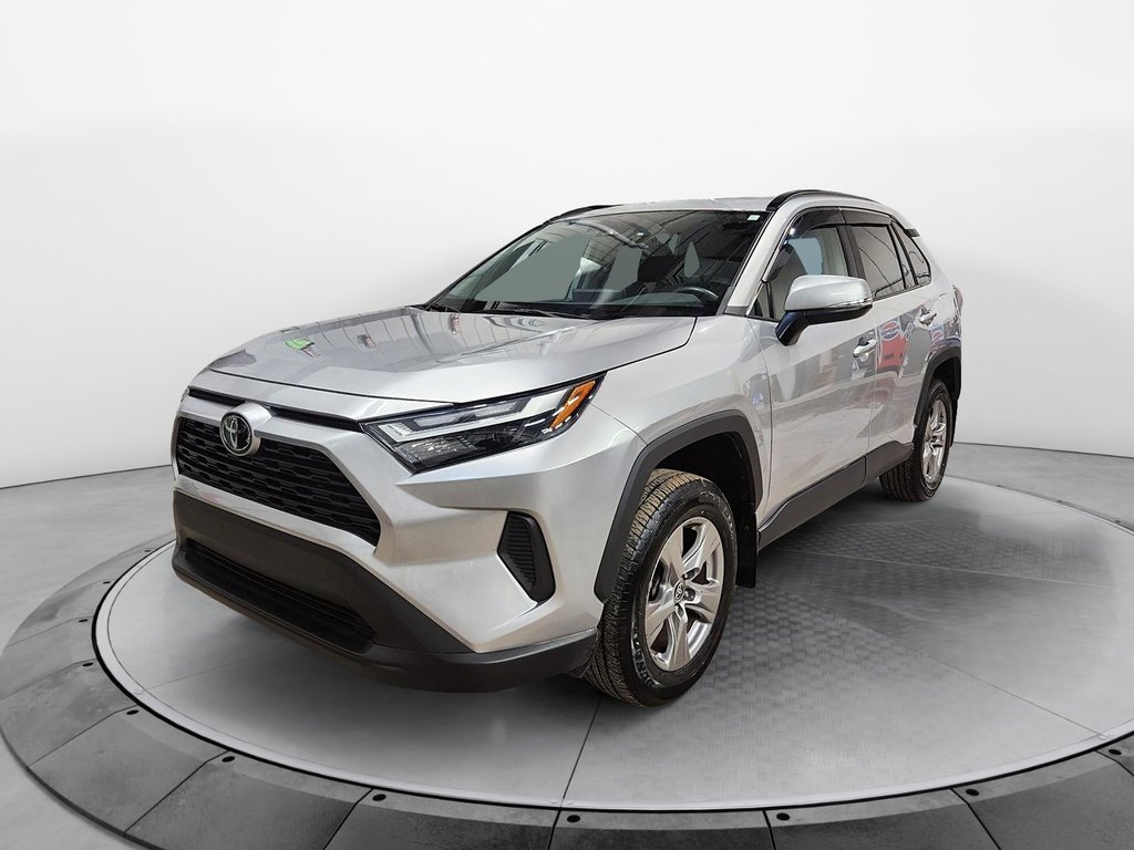 Toyota RAV4 XLE 2023 à Chicoutimi, Québec - 1 - w1024h768px