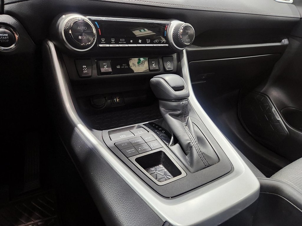 Toyota RAV4 XLE 2023 à Chicoutimi, Québec - 19 - w1024h768px