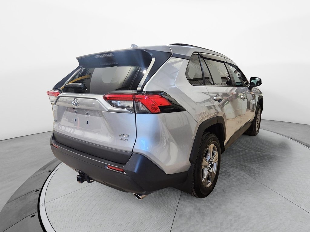Toyota RAV4 XLE 2023 à Chicoutimi, Québec - 5 - w1024h768px